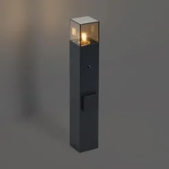 Moderne Wegeleuchte schwarz mit Rauchglas 50cm mit Dämmerungssensor IP44 - Dänemark